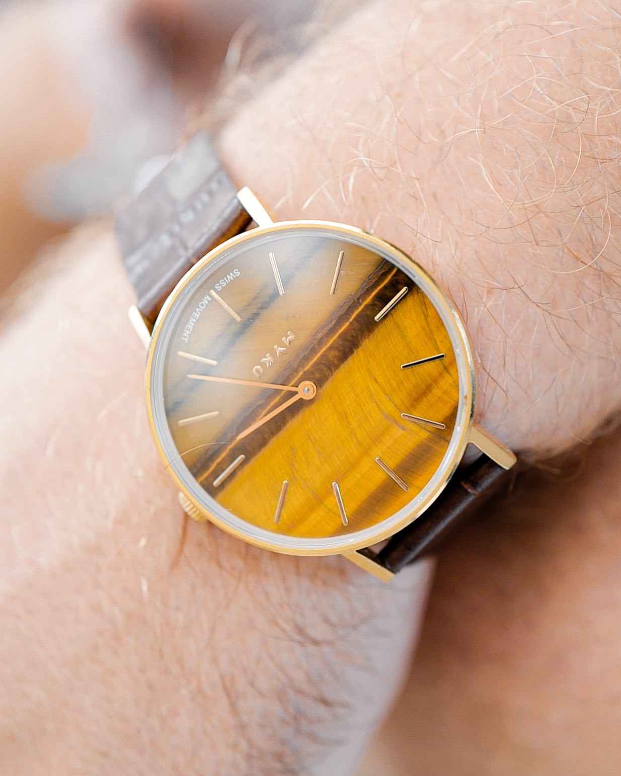 MYKU Tiger Eye Gold 38mm Watch