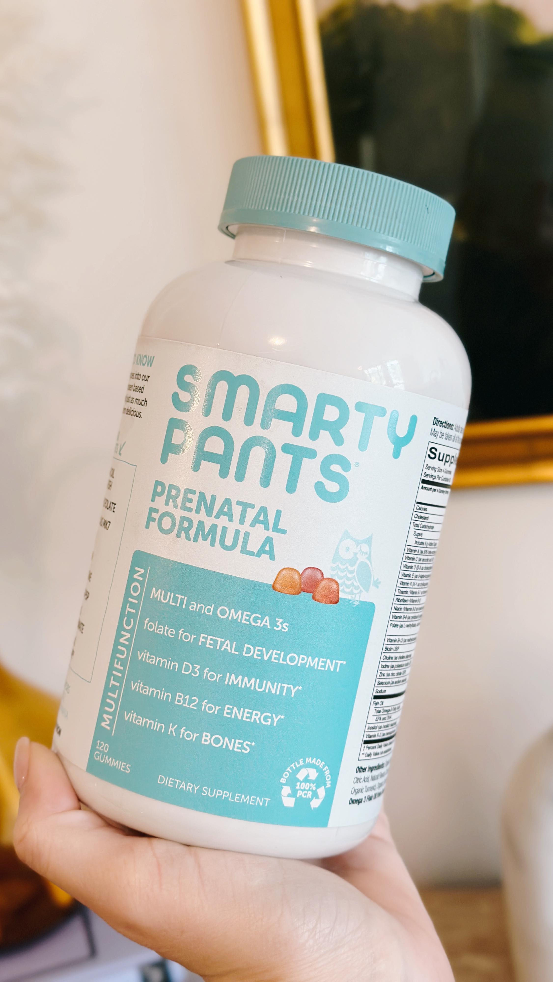BRB obsessing over @genevievewartman’s pregnancy must-haves list 📝  Can you spot us in this roundup 👀 #SmartyPantsVitamins