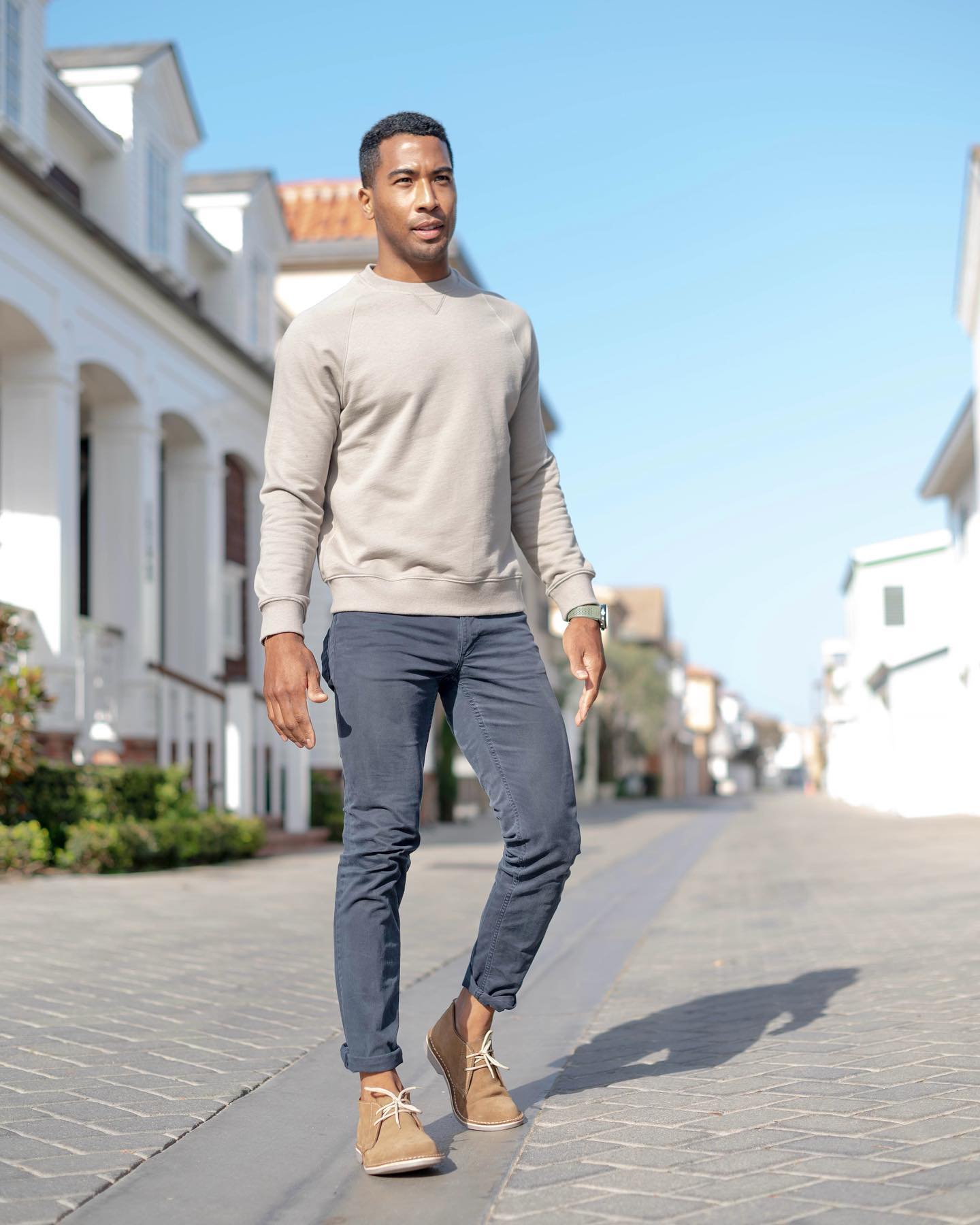 GIVEAWAY closed💥
Stylish Athlete @joshdixon is rocking Veldskoens & YOU can too. Congrats @baner10 you Won! 
.
Head to his Instagram to enter & WIN a pair of Veldskoen Heritage of your choice! #giveawaycontest