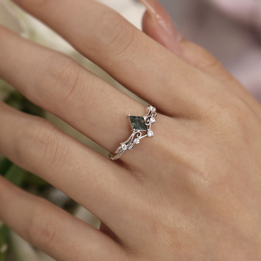 Peridot Engagement Rings | CustomMade.com